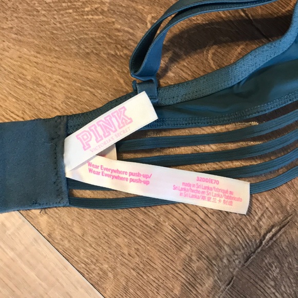 PINK Victoria's Secret bra 32DD - Picture 3 of 3